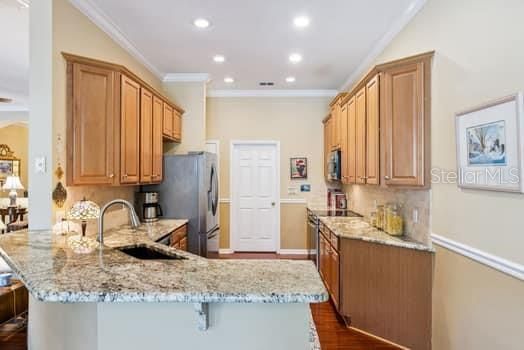 Active With Contract: $630,000 (3 beds, 2 baths, 2100 Square Feet)