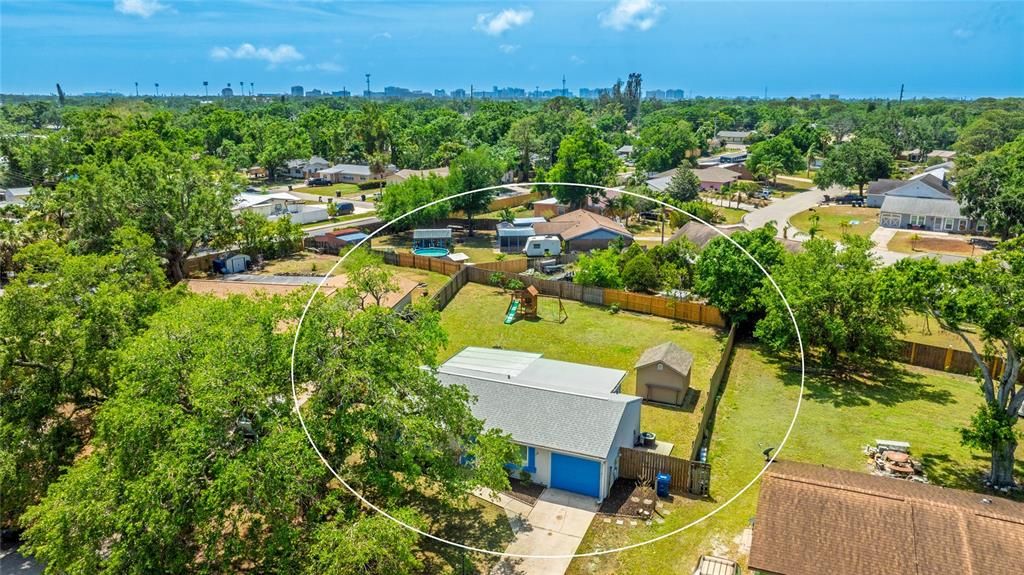 For Sale: $298,000 (2 beds, 1 baths, 1031 Square Feet)