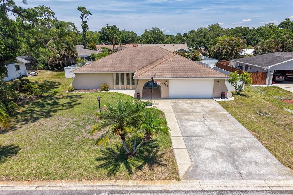 En Venta: $449,900 (3 camas, 2 baños, 2185 Pies cuadrados)