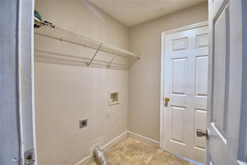 For Rent: $1,595 (3 beds, 2 baths, 1475 Square Feet)