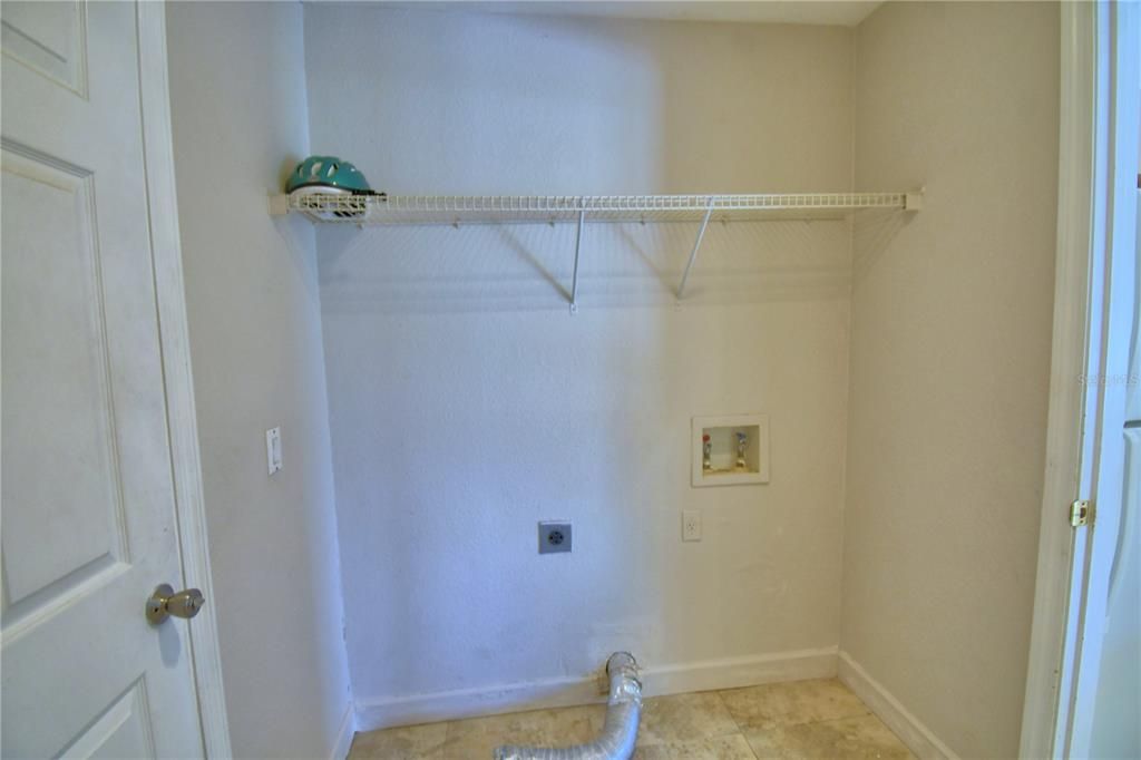 For Rent: $1,595 (3 beds, 2 baths, 1475 Square Feet)