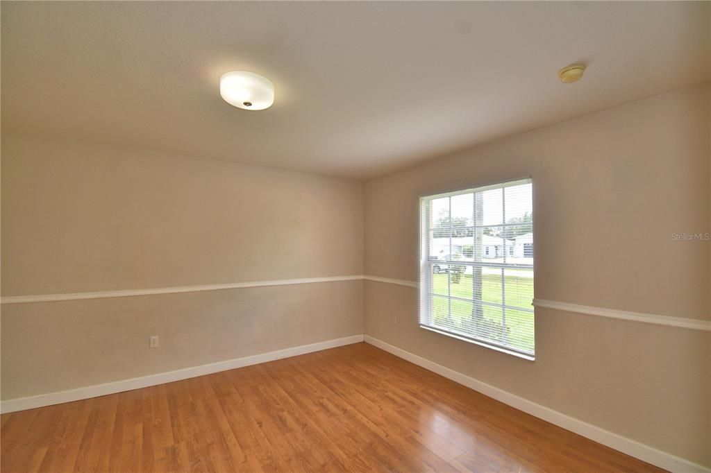 For Rent: $1,595 (3 beds, 2 baths, 1475 Square Feet)