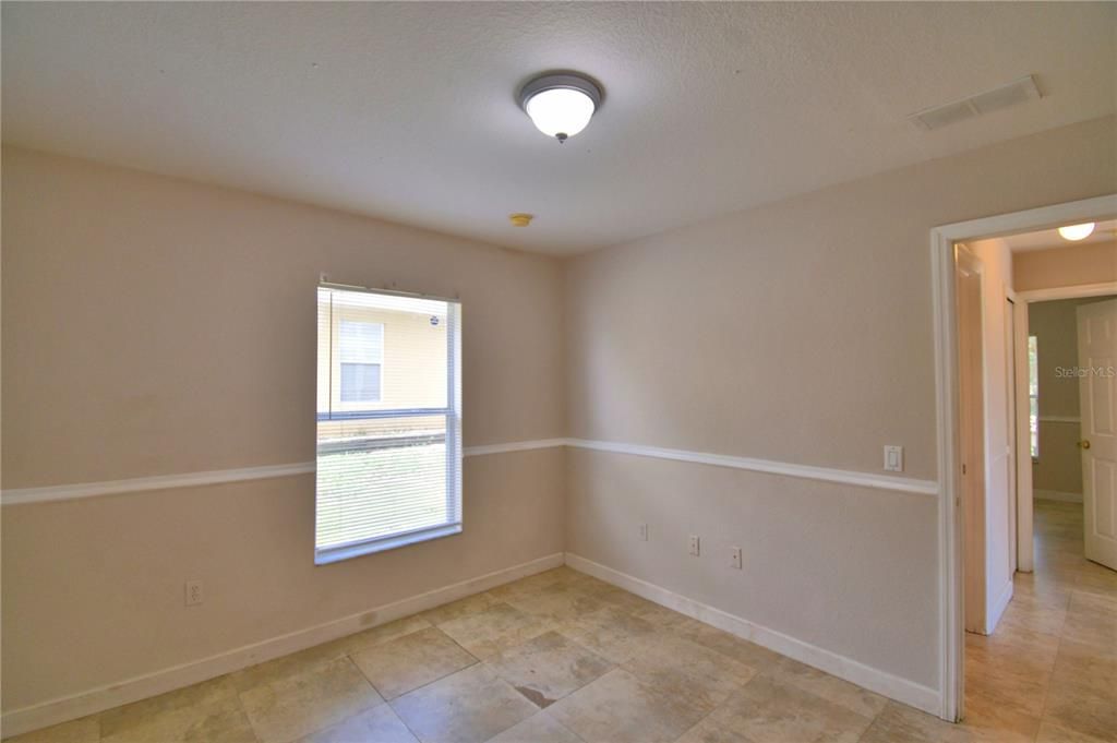 For Rent: $1,595 (3 beds, 2 baths, 1475 Square Feet)