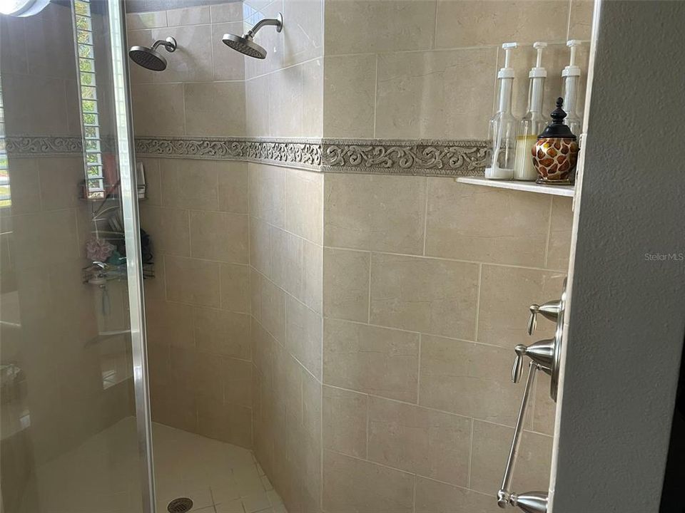 На продажу: $909,990 (4 спален, 3 ванн, 3206 Квадратных фут)