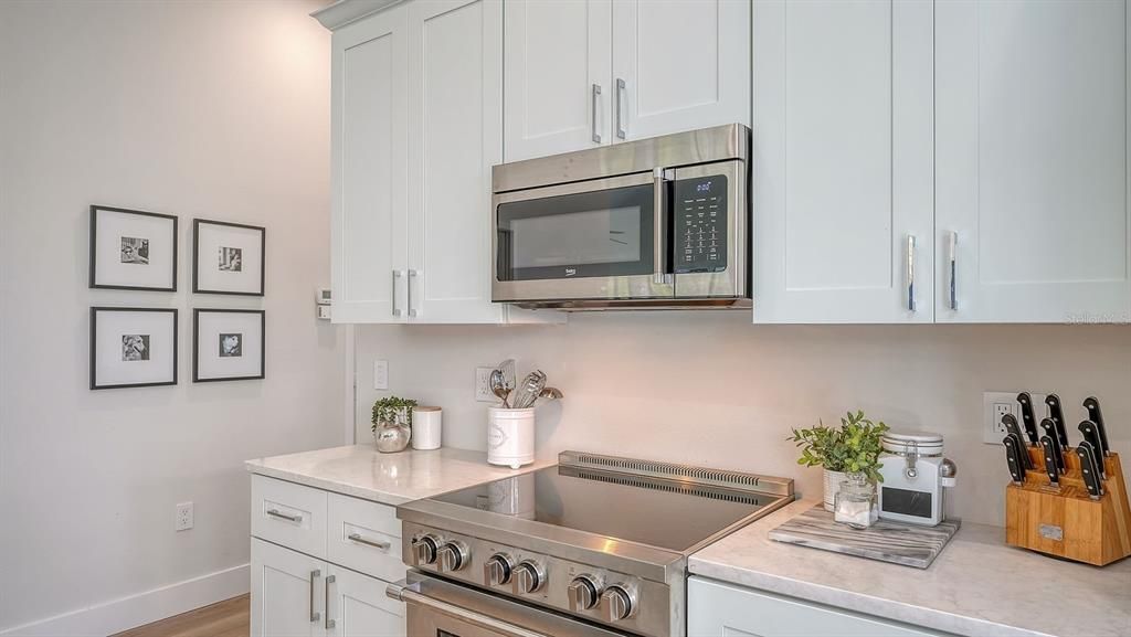 En Venta: $650,000 (2 camas, 2 baños, 1761 Pies cuadrados)