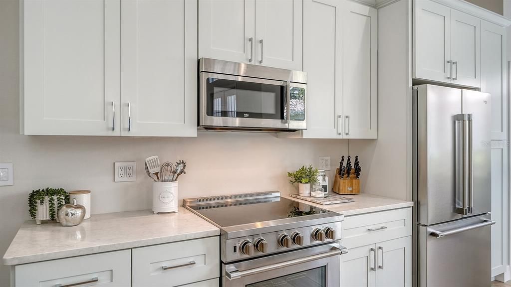 En Venta: $650,000 (2 camas, 2 baños, 1761 Pies cuadrados)