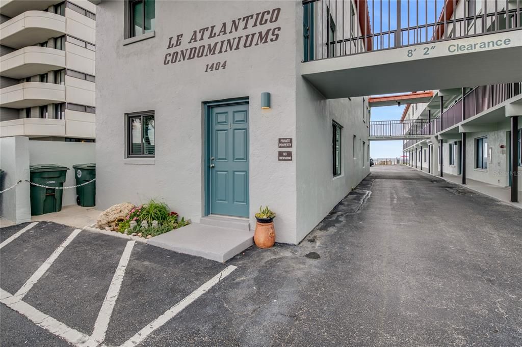 For Sale: $223,950 (2 beds, 1 baths, 1000 Square Feet)