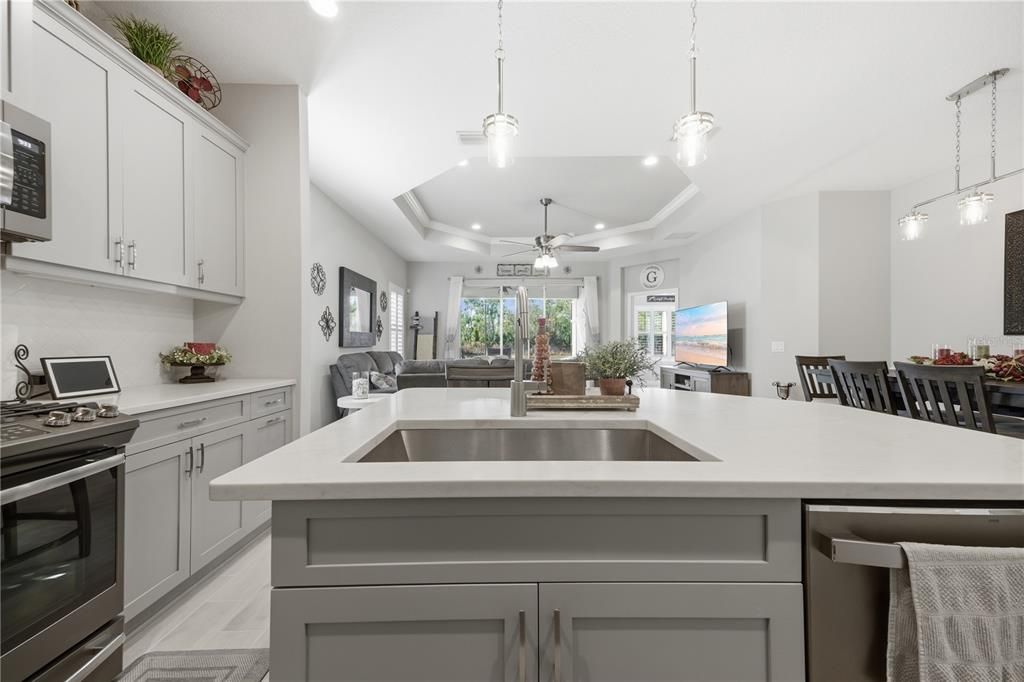 En Venta: $349,900 (2 camas, 2 baños, 1525 Pies cuadrados)