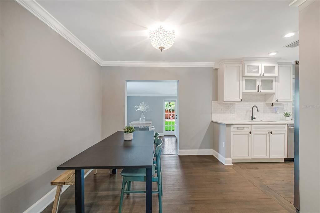 Active With Contract: $465,000 (3 beds, 2 baths, 1424 Square Feet)