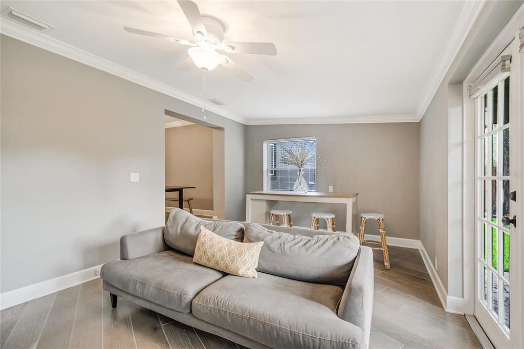 Active With Contract: $465,000 (3 beds, 2 baths, 1424 Square Feet)