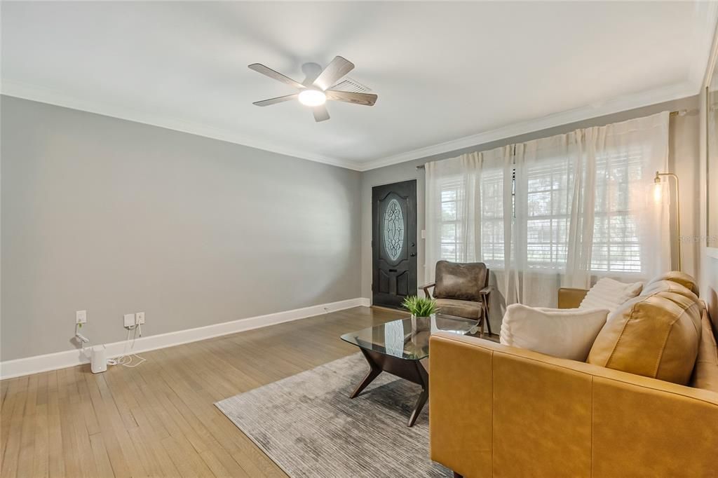 Active With Contract: $465,000 (3 beds, 2 baths, 1424 Square Feet)