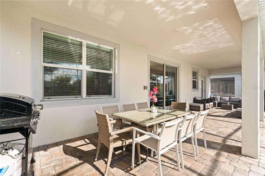 En Venta: $774,900 (8 camas, 5 baños, 3909 Pies cuadrados)