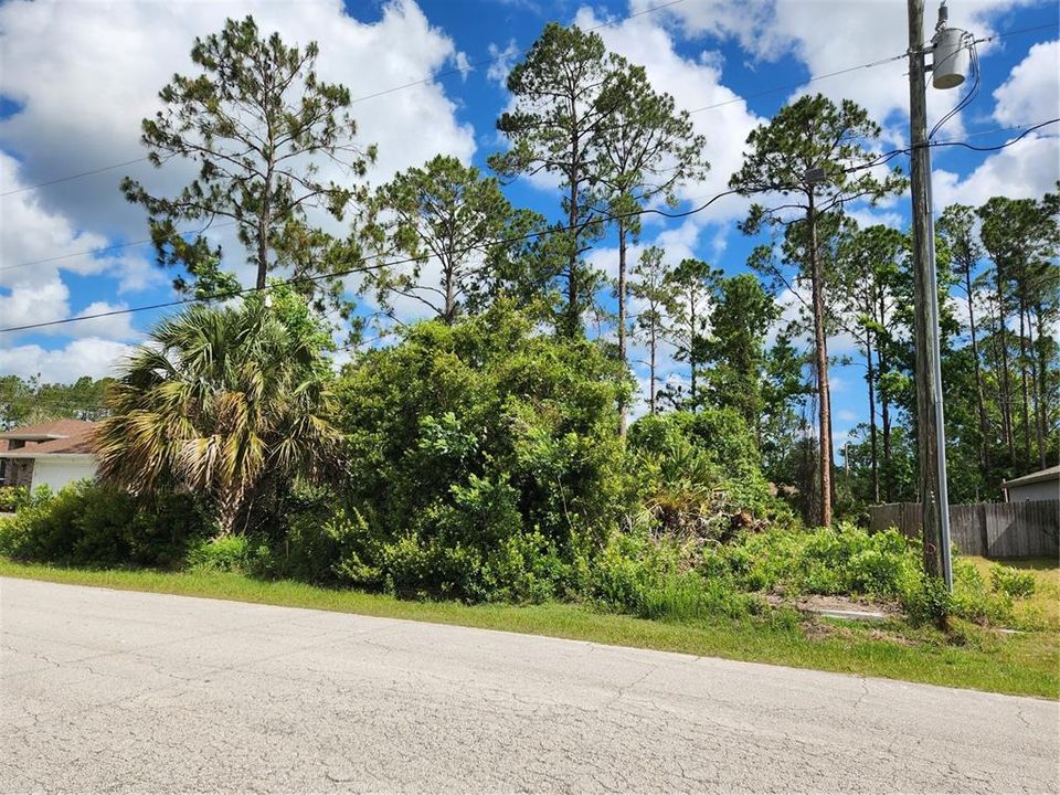 En Venta: $74,000 (0.23 acres)