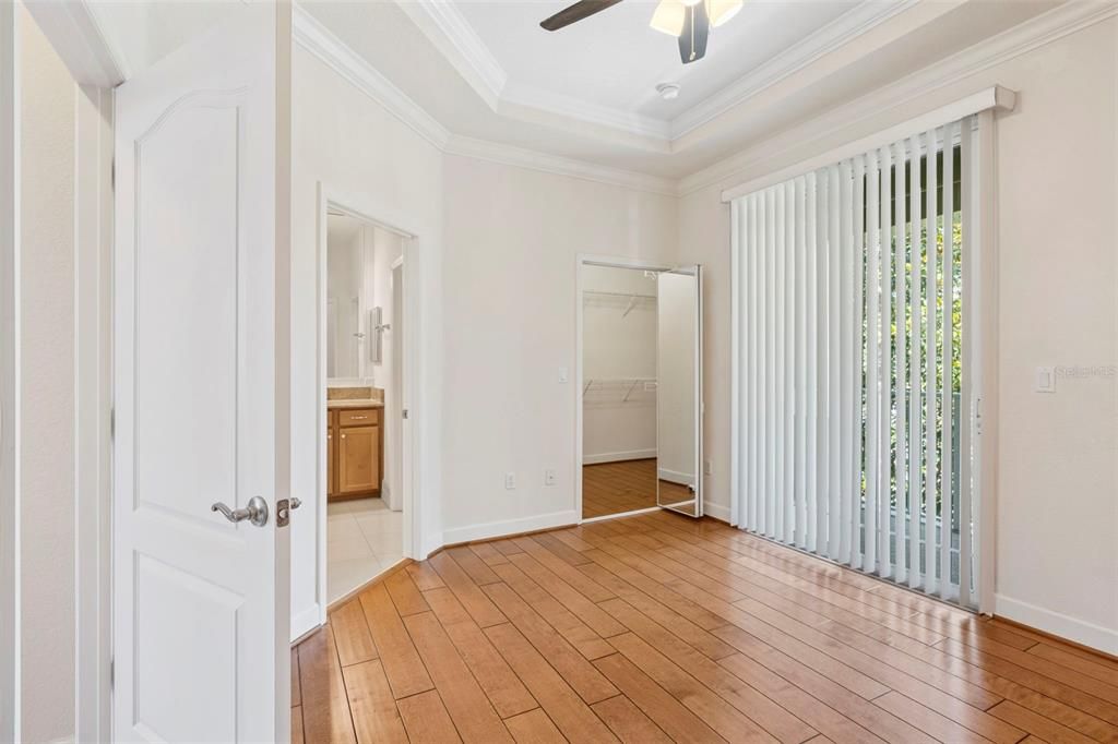 Activo con contrato: $325,000 (2 camas, 2 baños, 1411 Pies cuadrados)