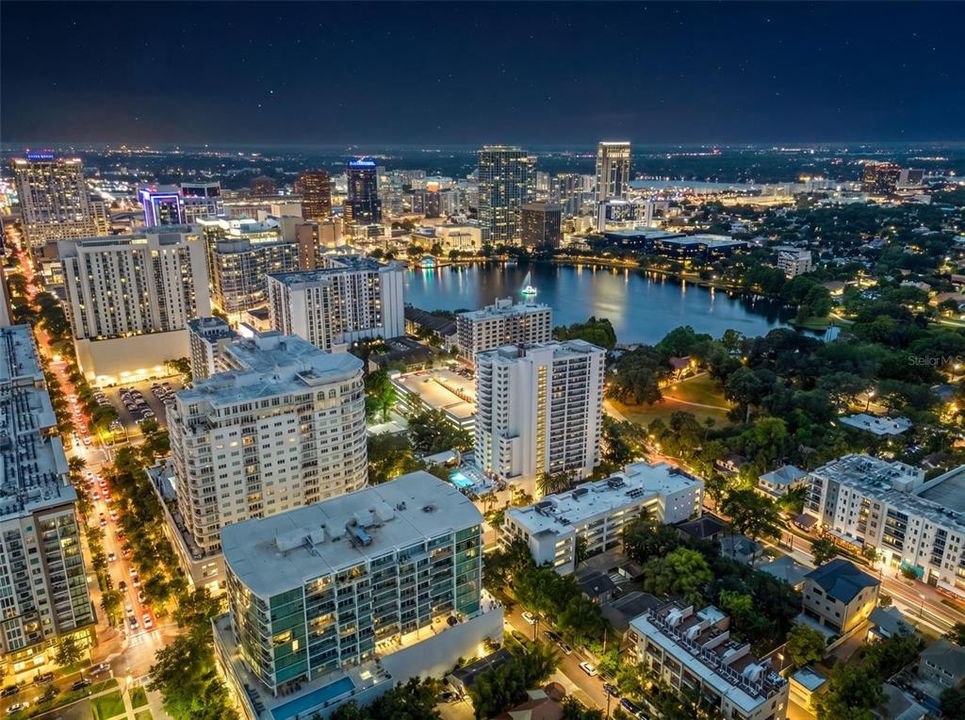 На продажу: $895,000 (3 спален, 2 ванн, 2035 Квадратных фут)