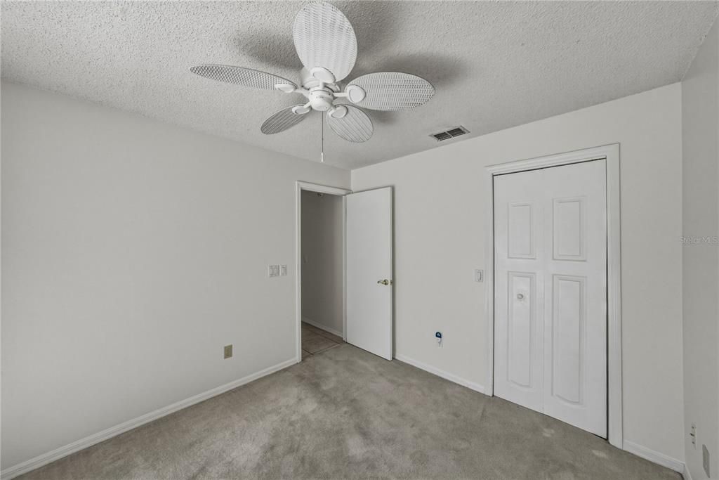En Venta: $430,000 (3 camas, 2 baños, 2047 Pies cuadrados)