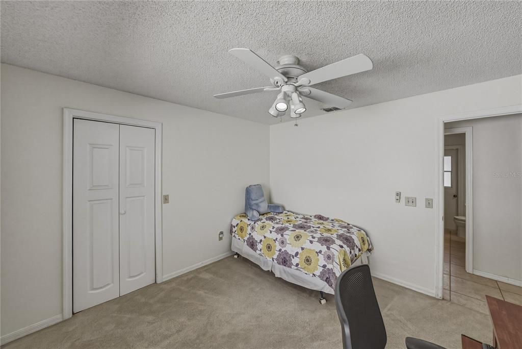 En Venta: $430,000 (3 camas, 2 baños, 2047 Pies cuadrados)