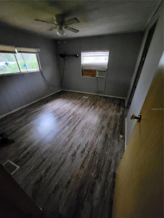 For Sale: $175,000 (3 beds, 2 baths, 1440 Square Feet)