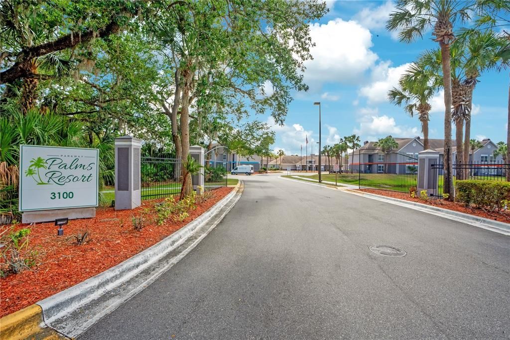 For Sale: $150,000 (2 beds, 1 baths, 635 Square Feet)