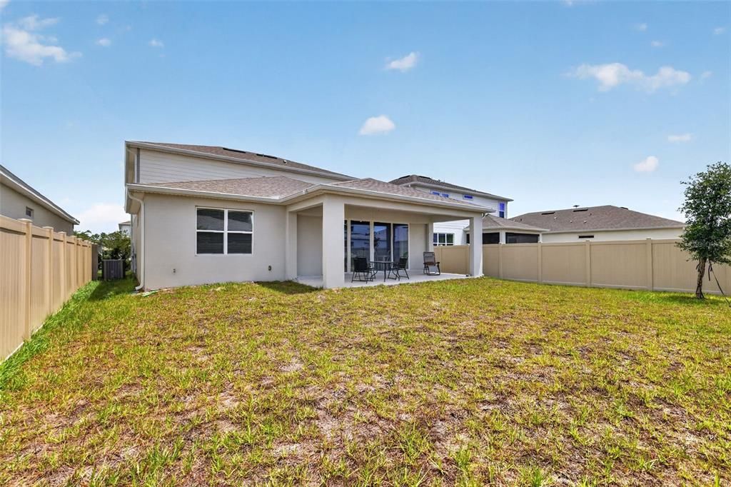 En Venta: $599,000 (4 camas, 3 baños, 2909 Pies cuadrados)