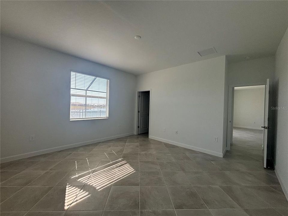En Renta: $2,950 (4 camas, 3 baños, 2006 Pies cuadrados)