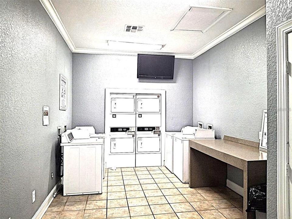 В аренду: $1,750 (2 спален, 2 ванн, 1087 Квадратных фут)