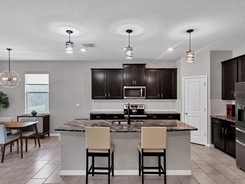 For Rent: $3,500 (4 beds, 2 baths, 2045 Square Feet)