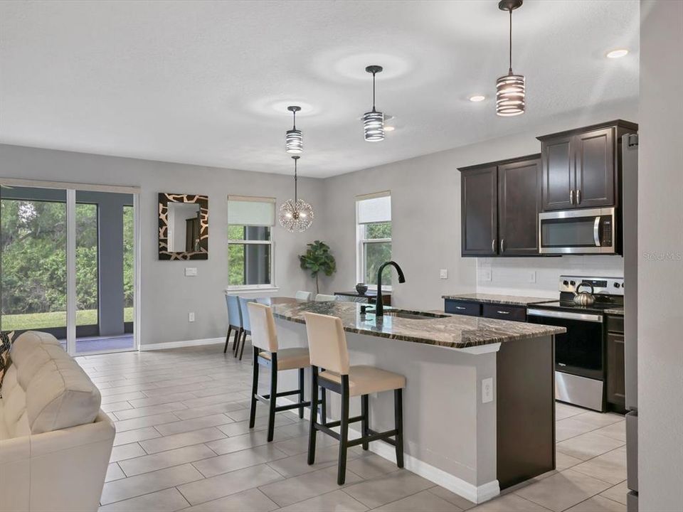 For Rent: $3,500 (4 beds, 2 baths, 2045 Square Feet)
