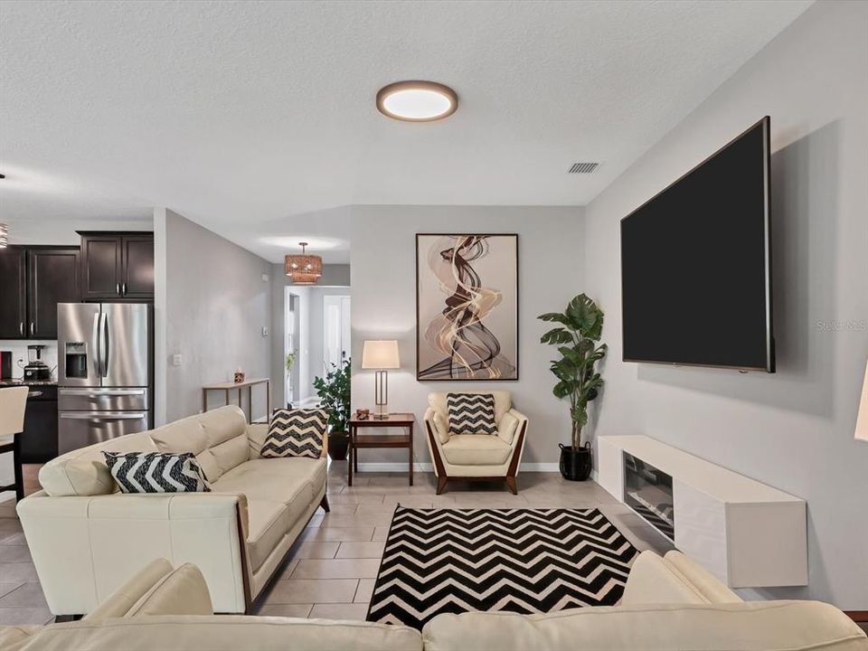 For Rent: $3,500 (4 beds, 2 baths, 2045 Square Feet)
