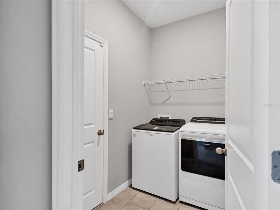 For Rent: $3,500 (4 beds, 2 baths, 2045 Square Feet)