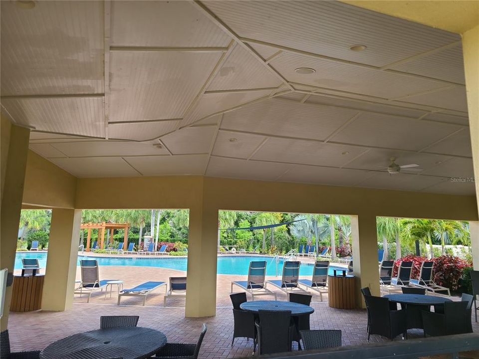 For Rent: $3,500 (4 beds, 2 baths, 2045 Square Feet)