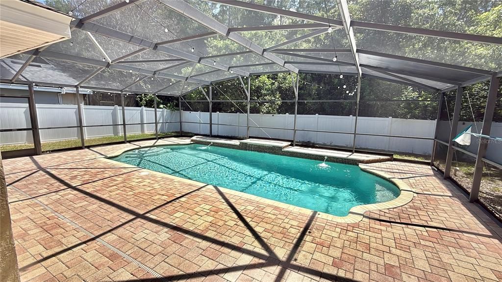 Active With Contract: $2,700 (4 beds, 2 baths, 2294 Square Feet)
