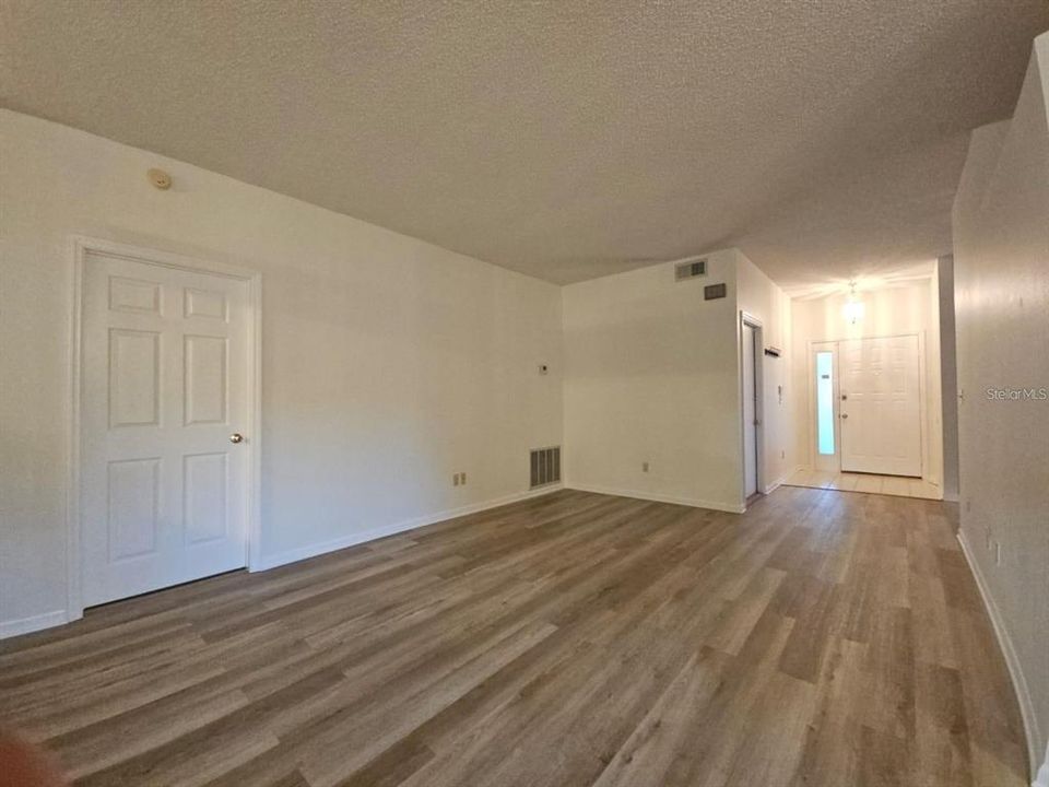 En Renta: $2,500 (3 camas, 2 baños, 1631 Pies cuadrados)