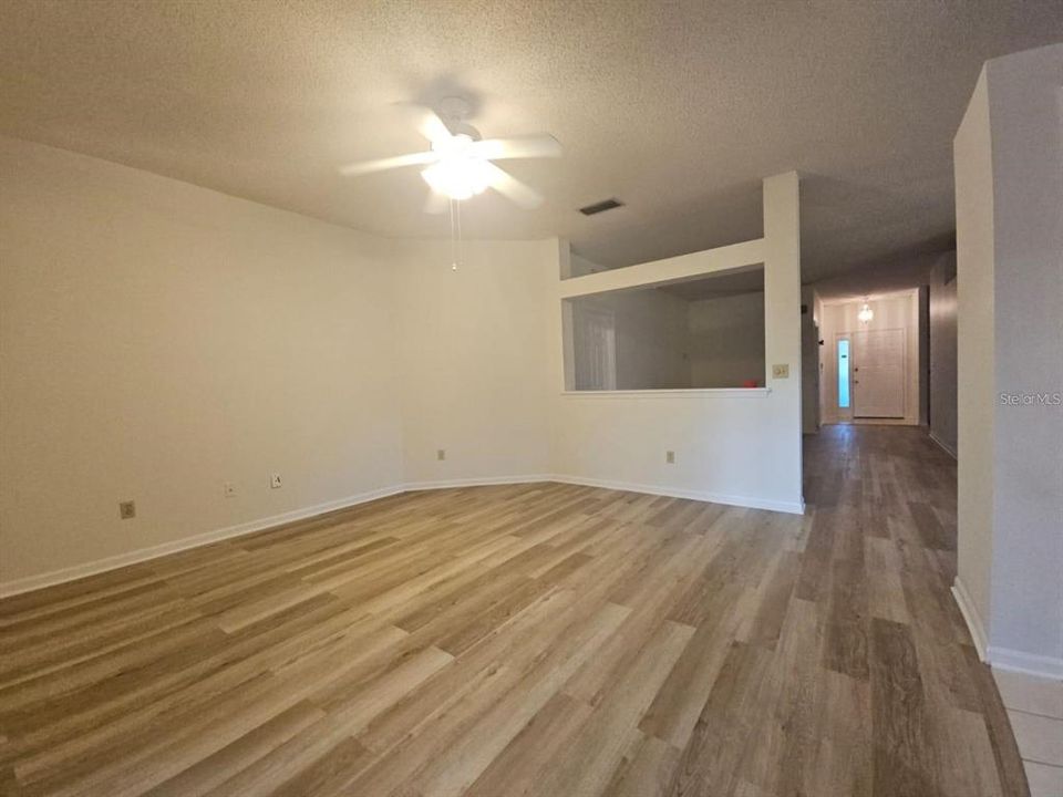 En Renta: $2,500 (3 camas, 2 baños, 1631 Pies cuadrados)