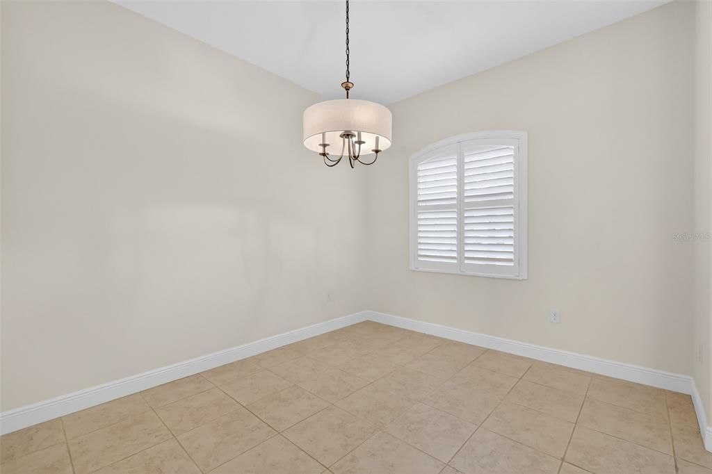 For Sale: $685,000 (4 beds, 3 baths, 3159 Square Feet)