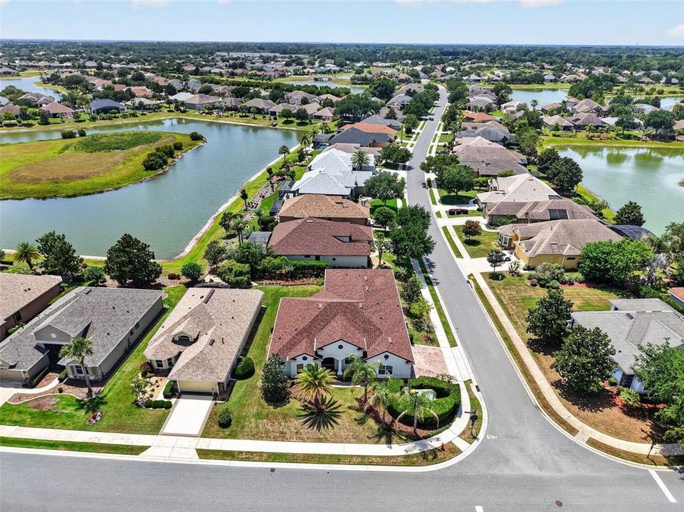 For Sale: $685,000 (4 beds, 3 baths, 3159 Square Feet)