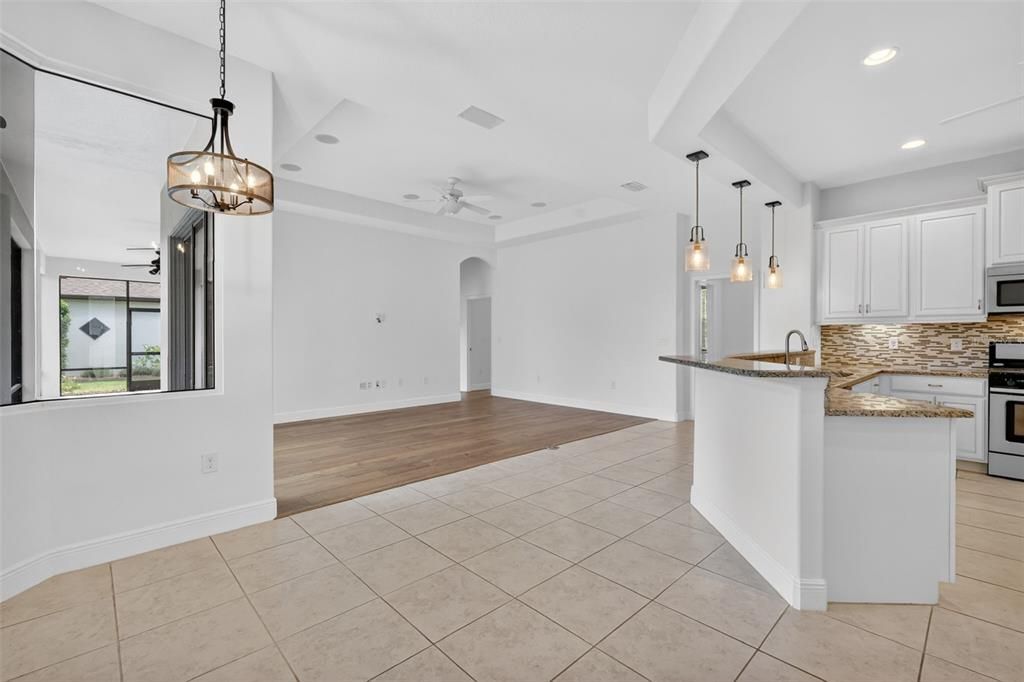 For Sale: $685,000 (4 beds, 3 baths, 3159 Square Feet)