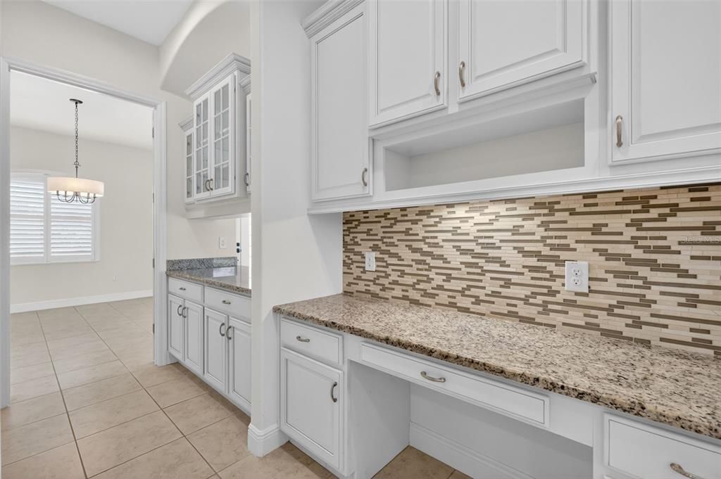 For Sale: $685,000 (4 beds, 3 baths, 3159 Square Feet)