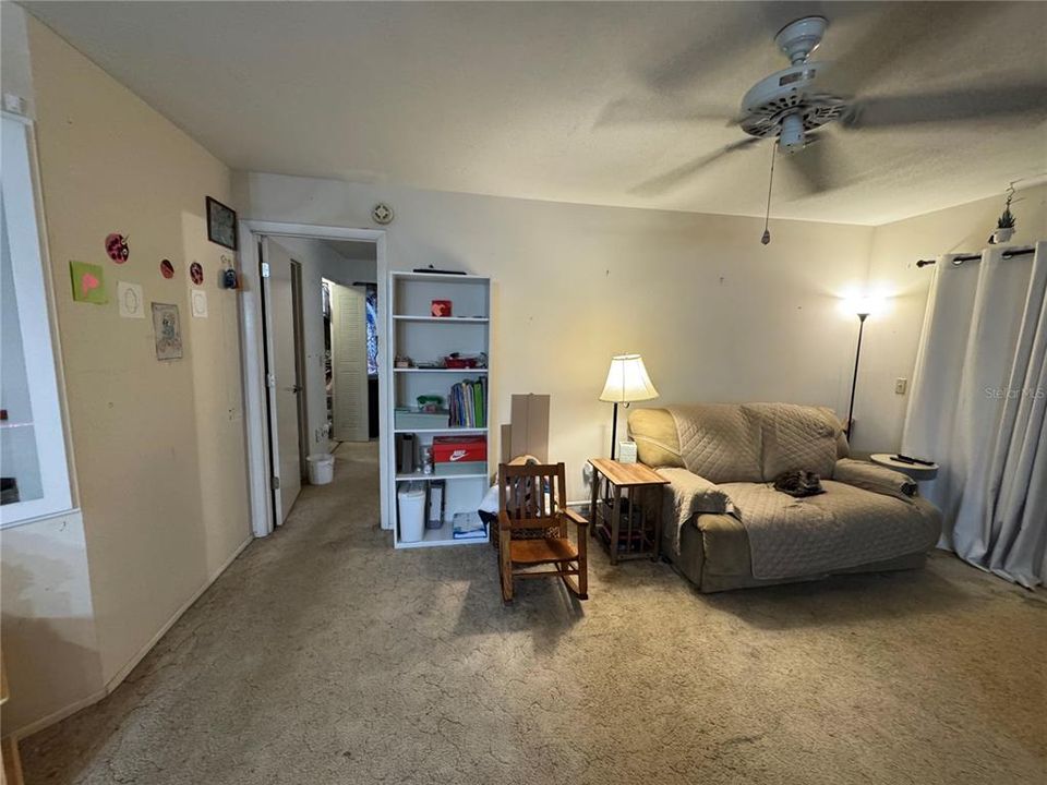 Activo con contrato: $120,000 (2 camas, 2 baños, 956 Pies cuadrados)