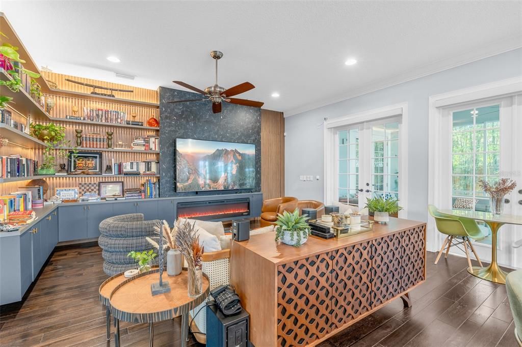 For Sale: $1,100,000 (4 beds, 3 baths, 3046 Square Feet)