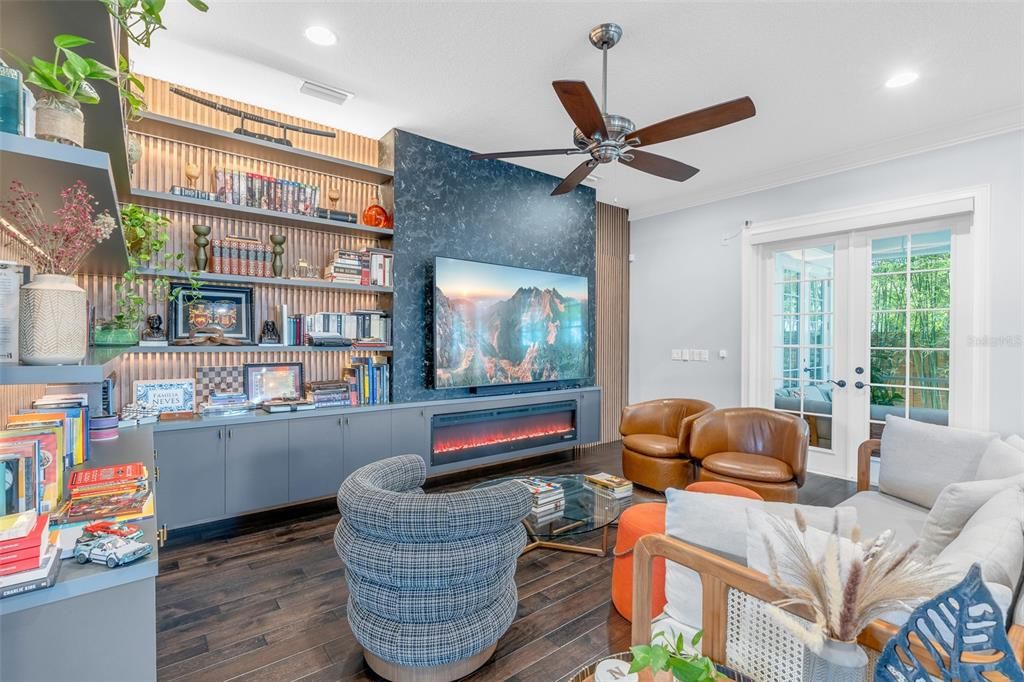 For Sale: $1,100,000 (4 beds, 3 baths, 3046 Square Feet)