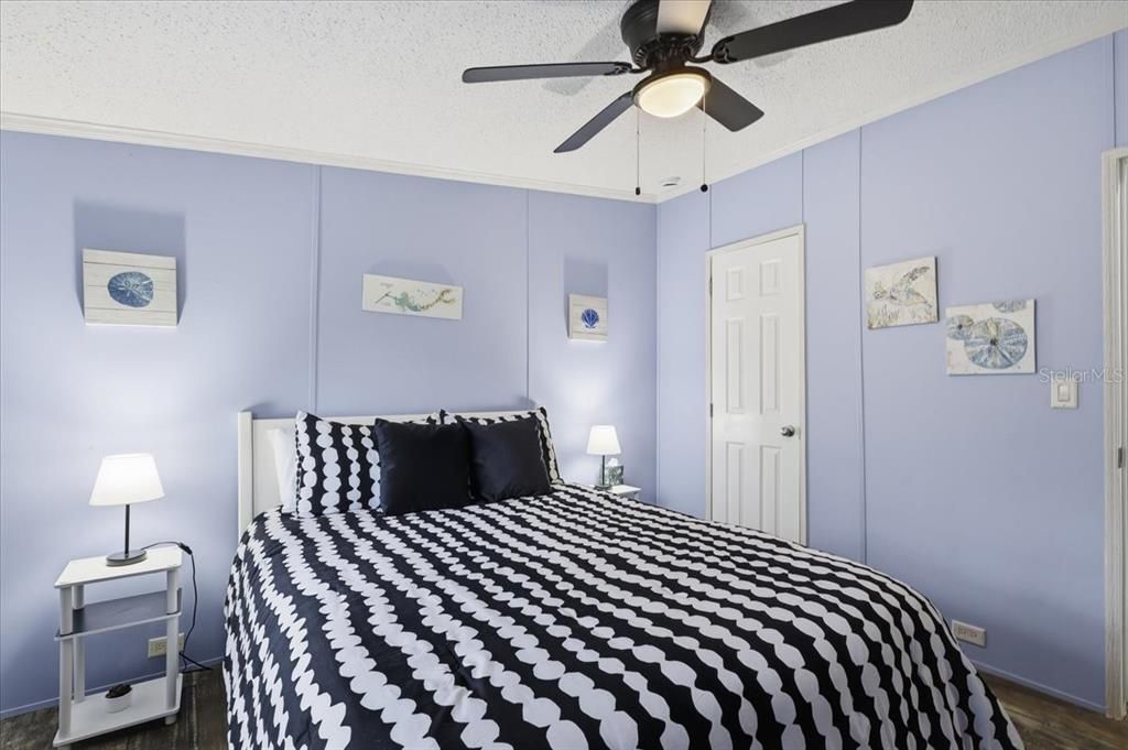 For Sale: $289,000 (4 beds, 2 baths, 1622 Square Feet)