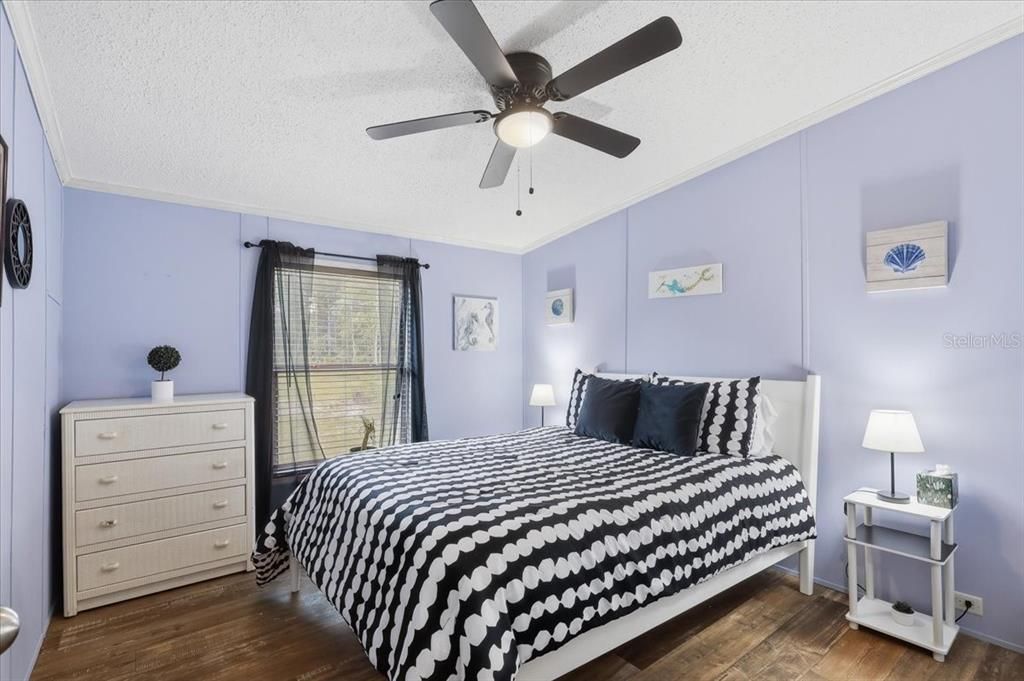 For Sale: $289,000 (4 beds, 2 baths, 1622 Square Feet)