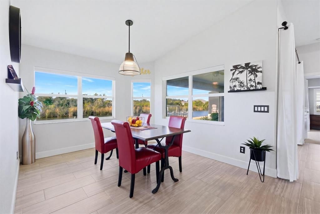 For Sale: $575,000 (3 beds, 2 baths, 1610 Square Feet)