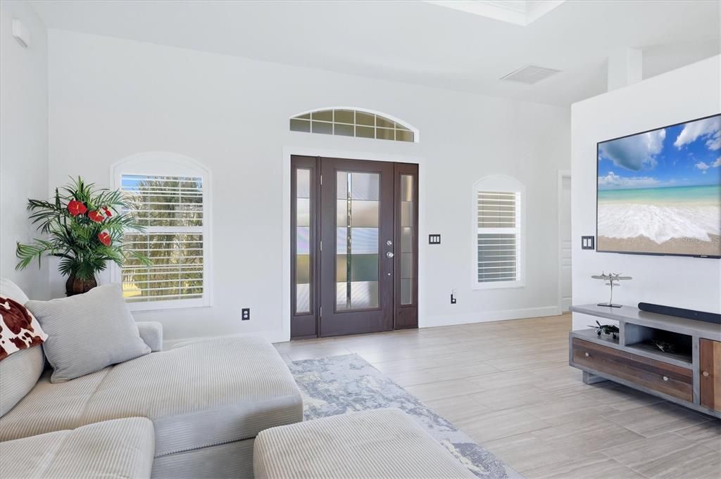 For Sale: $575,000 (3 beds, 2 baths, 1610 Square Feet)