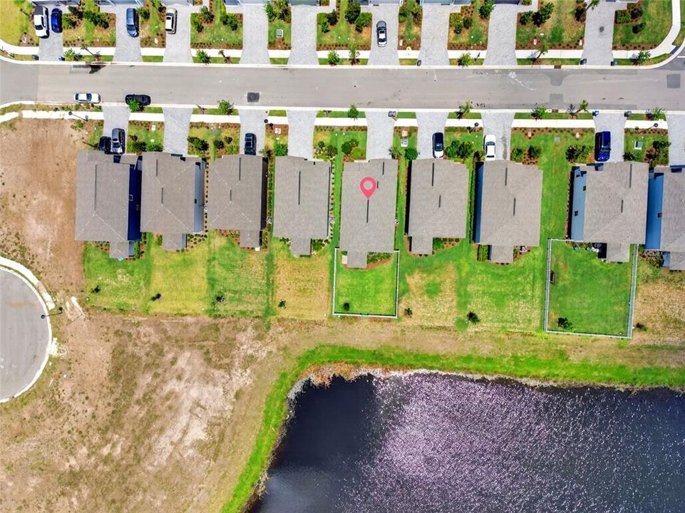 На продажу: $389,900 (6 спален, 3 ванн, 2463 Квадратных фут)