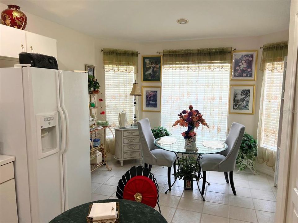 En Venta: $387,000 (3 camas, 2 baños, 1683 Pies cuadrados)