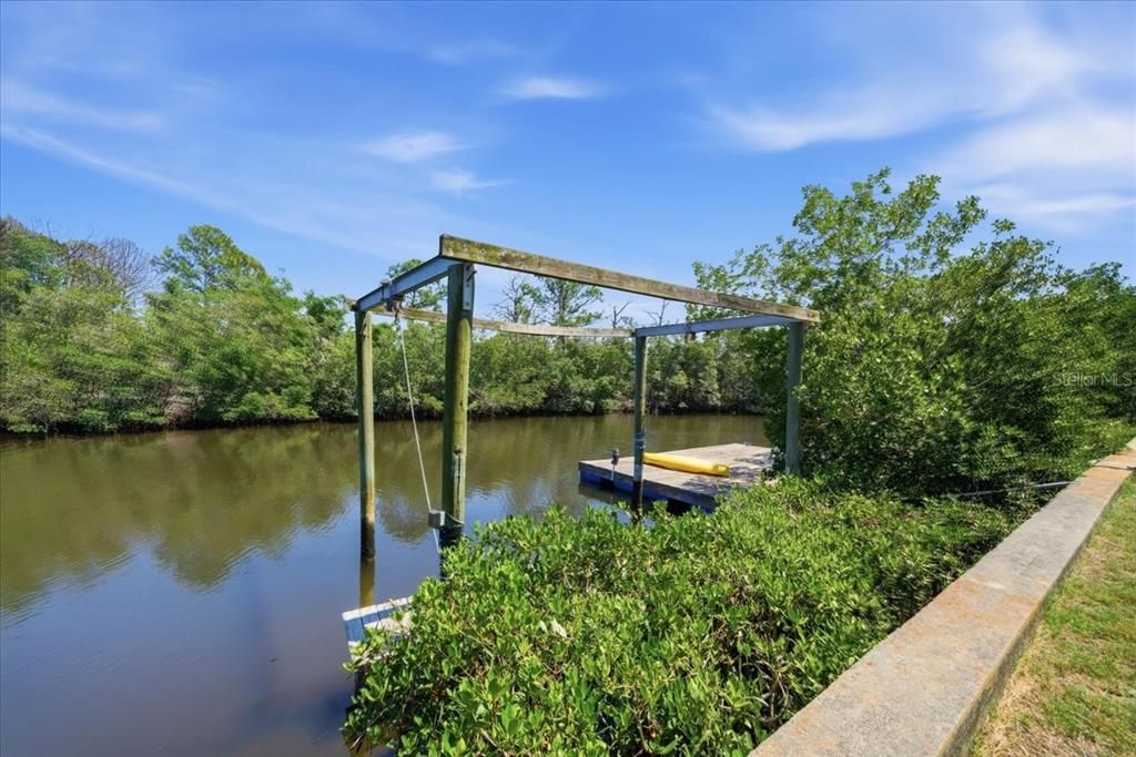 For Sale: $1,050,000 (3 beds, 2 baths, 3164 Square Feet)