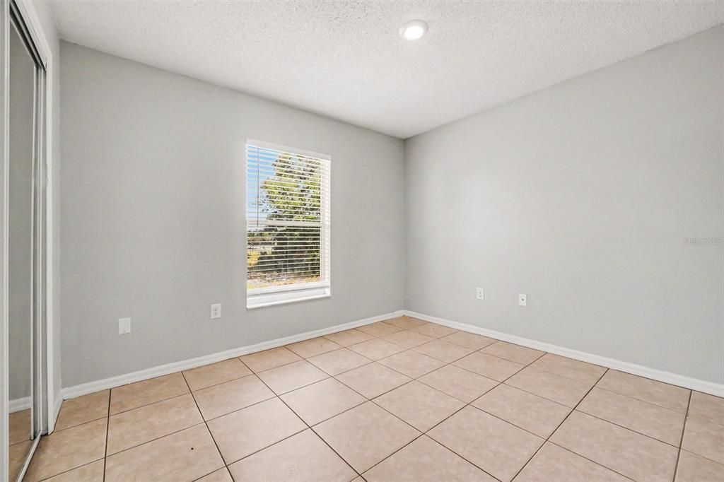 For Sale: $285,500 (3 beds, 2 baths, 1191 Square Feet)