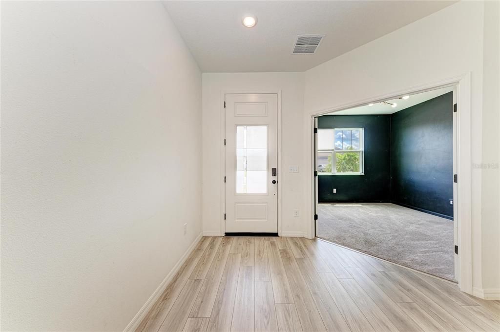 For Rent: $3,500 (4 beds, 2 baths, 3022 Square Feet)